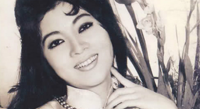 Thẩm Thúy Hằng tên thật là Nguyễn Kim Phụng. Bà là một trong những nữ diễn viên tên tuổi và xinh đẹp của thập niên 60-70.